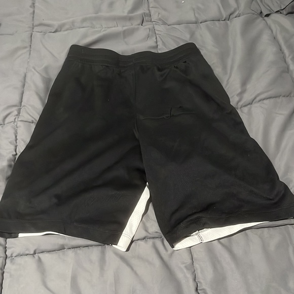 Nike athletic shorts - Picture 2 of 5